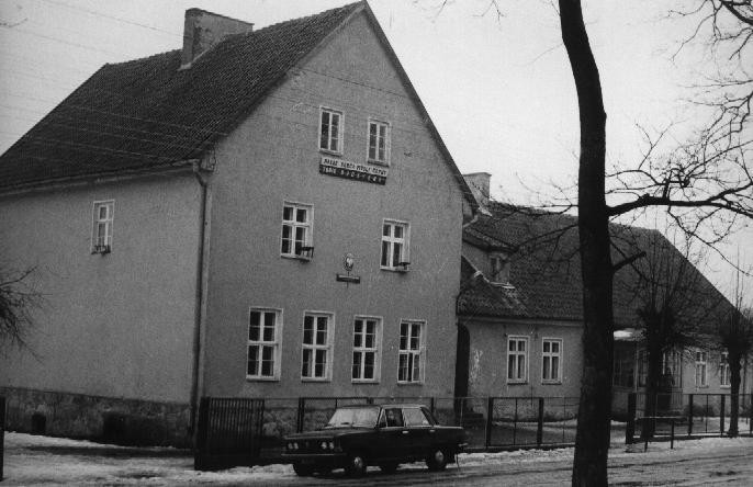 Szkoła z 1973 roku